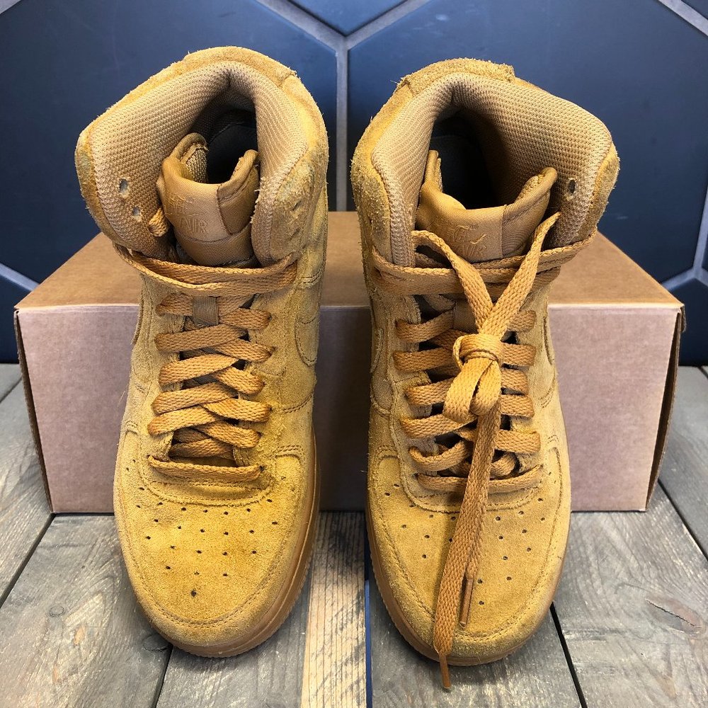 ~Used W/O Box! Youth Nike Air Force 1 High Wheat Sneakers Size 5.5Y - Picture 3 of 6